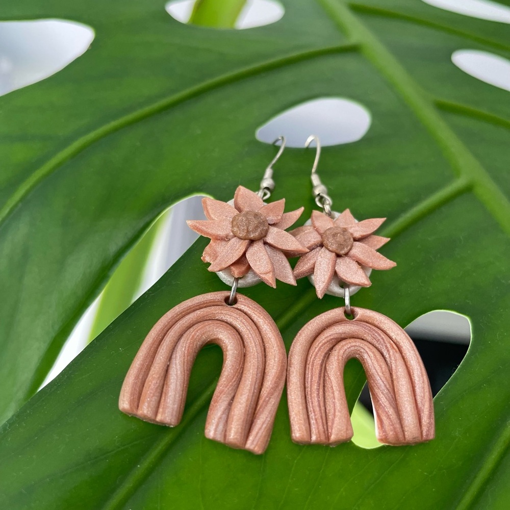 Handmade clay flower earrings, made by yours truly ❤️